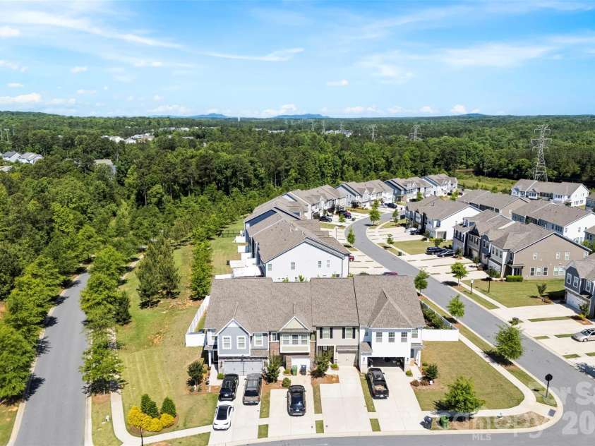 1407 Crest Creek Court, Clover, SC 29710.  MLS# CAR4379295, YatesRealty ID 24791. 