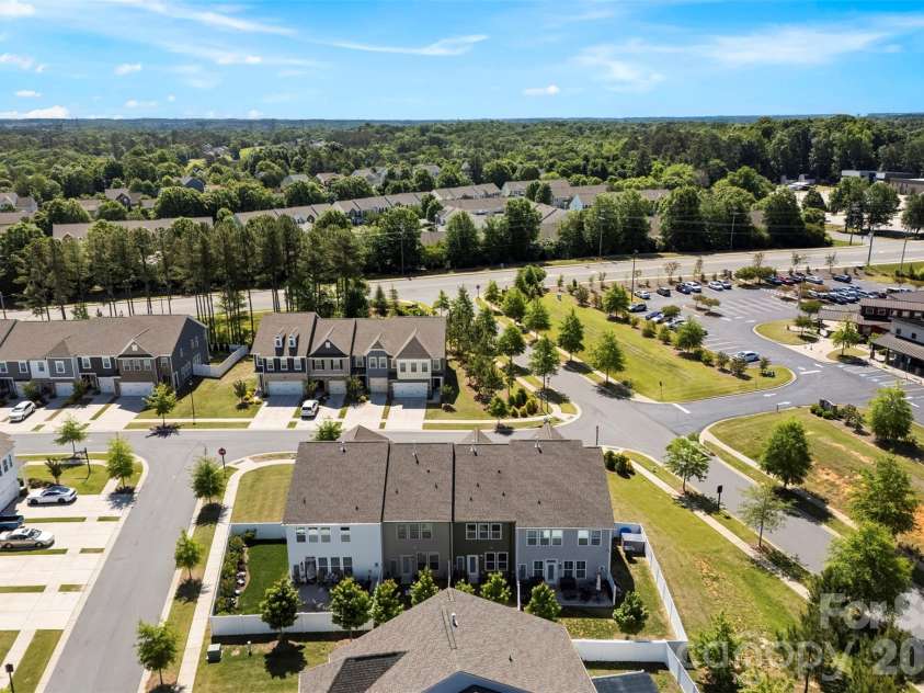 1407 Crest Creek Court, Clover, SC 29710.  MLS# CAR4379295, YatesRealty ID 24791. 