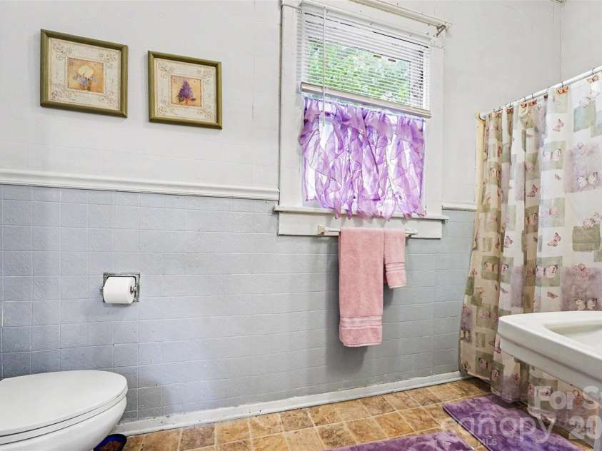 524 Horah Street, Salisbury, NC 28144.  MLS# CAR4377189, YatesRealty ID 24794. 