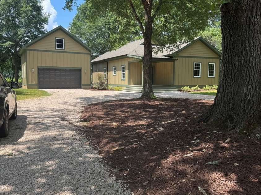 7187 Sherrills Ford Road, Sherrills Ford, NC 28673.  MLS# CAR4278711, YatesRealty ID 24794. 