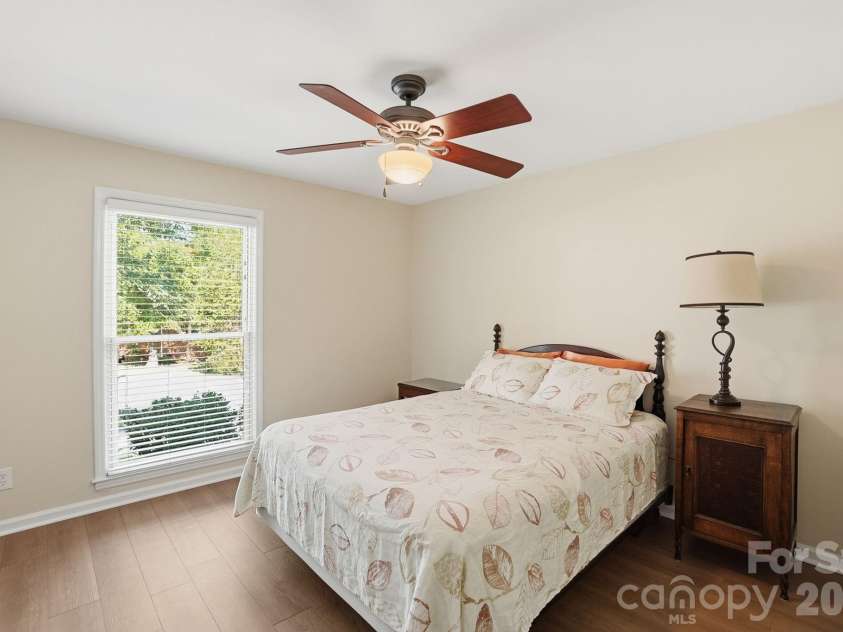 1200 Beechdale Drive, Charlotte, NC 28212.  MLS# CAR4378896, YatesRealty ID 24795. 