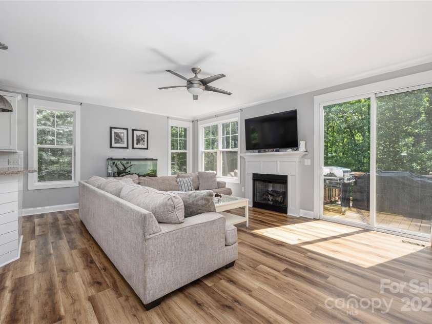 3902 Mcgee Point Road, Terrell, NC 28682.  MLS# CAR4268075, YatesRealty ID 24795. 