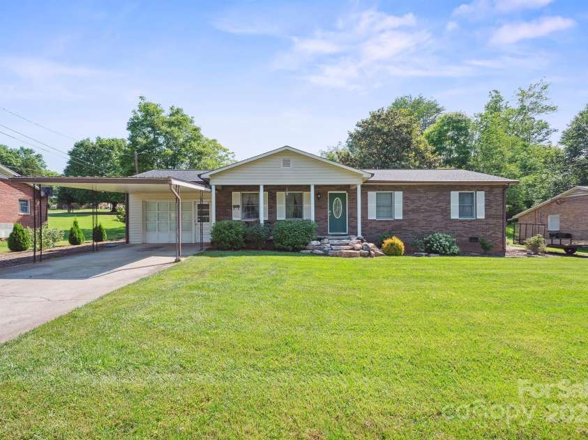 203 Shuping Street, Morganton, NC 28655.  MLS# CAR4270750, YatesRealty ID 24796. 