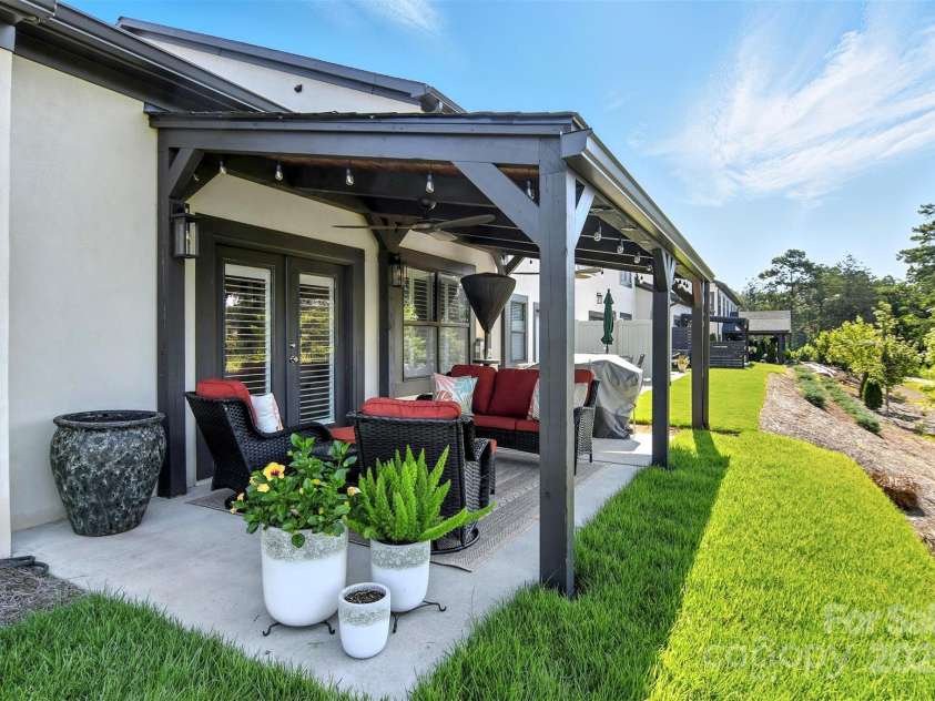 104 Shields Drive, Lincolnton, NC 28092.  MLS# CAR4278530, YatesRealty ID 24797. 