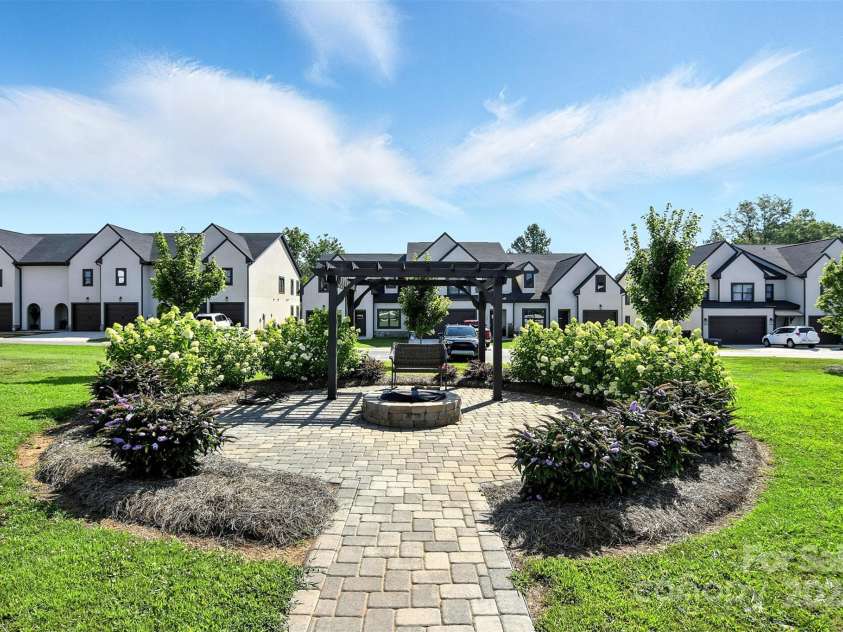 104 Shields Drive, Lincolnton, NC 28092.  MLS# CAR4278530, YatesRealty ID 24797. 