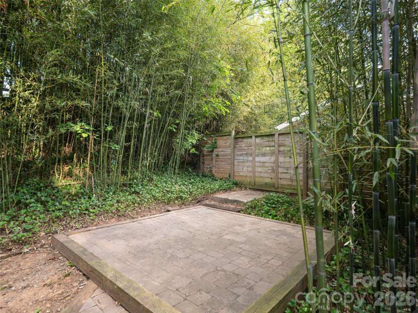 70 Michigan Avenue, Asheville, NC 28806.  MLS# CAR4383698, YatesRealty ID 24798. 