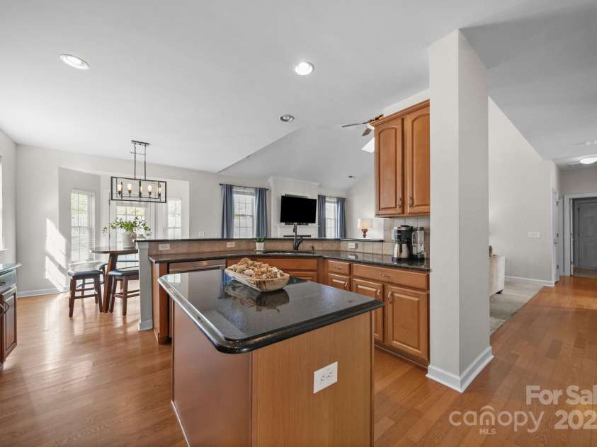 9814 Tompkins Lane, Waxhaw, NC 28173.  MLS# CAR4315972, YatesRealty ID 24798. 