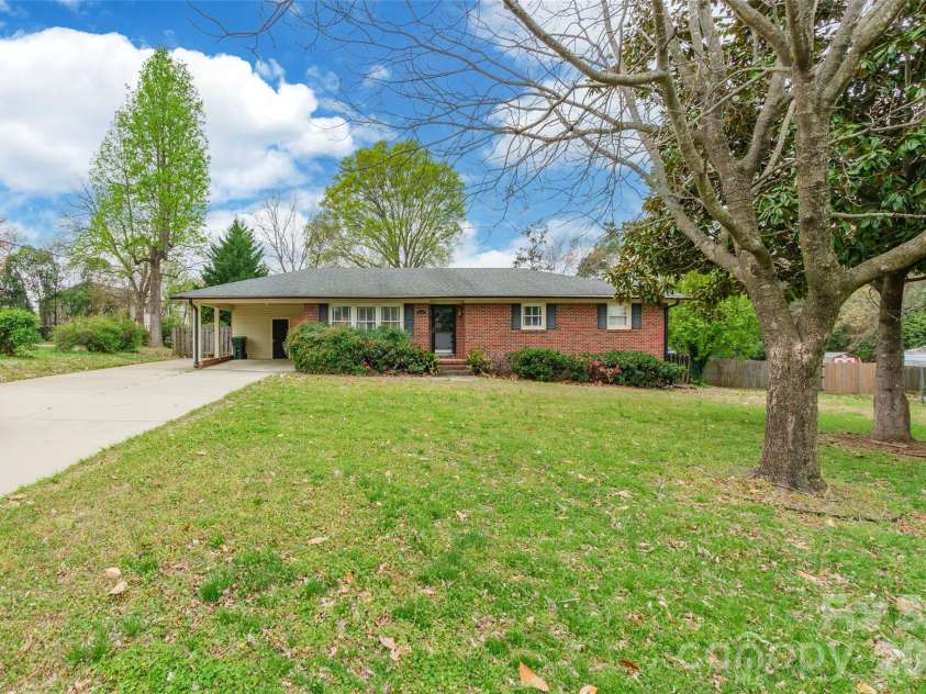 1107 Ebinport Road, Rock Hill, SC 29732.  MLS# CAR4384937, YatesRealty ID 24799. 