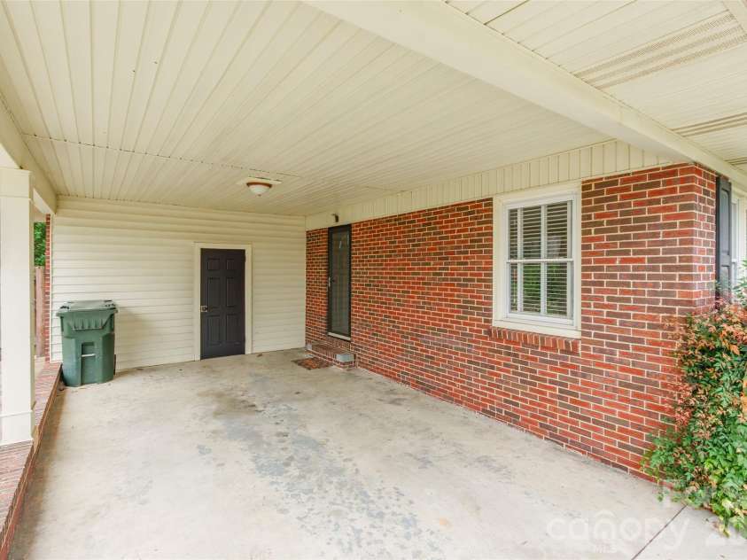 1107 Ebinport Road, Rock Hill, SC 29732.  MLS# CAR4384937, YatesRealty ID 24799. 