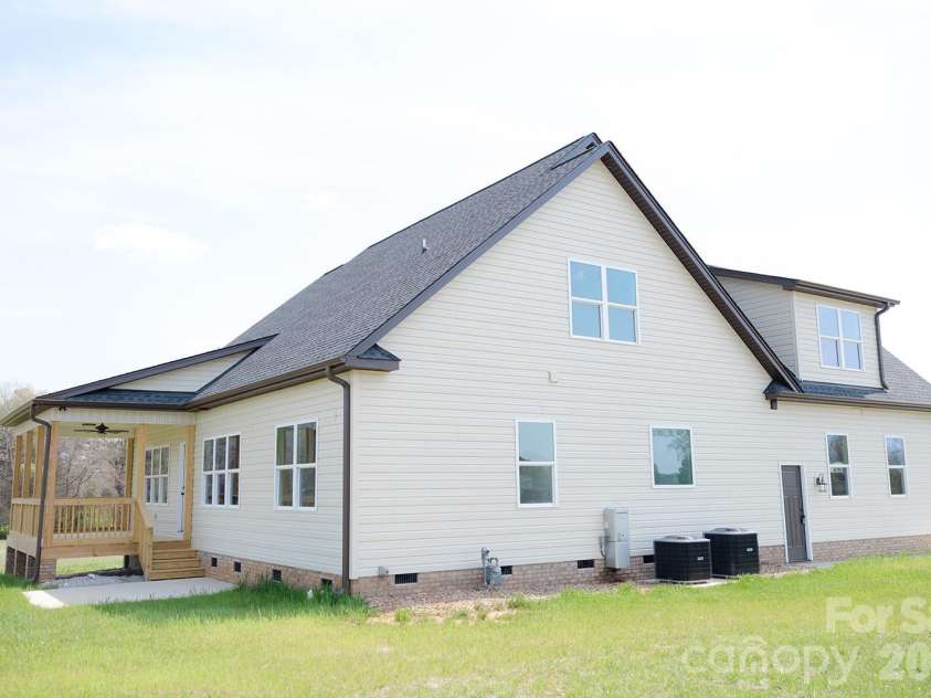 573 Hopes Corner Drive, York, SC 29745.  MLS# CAR4397039, YatesRealty ID 248. 