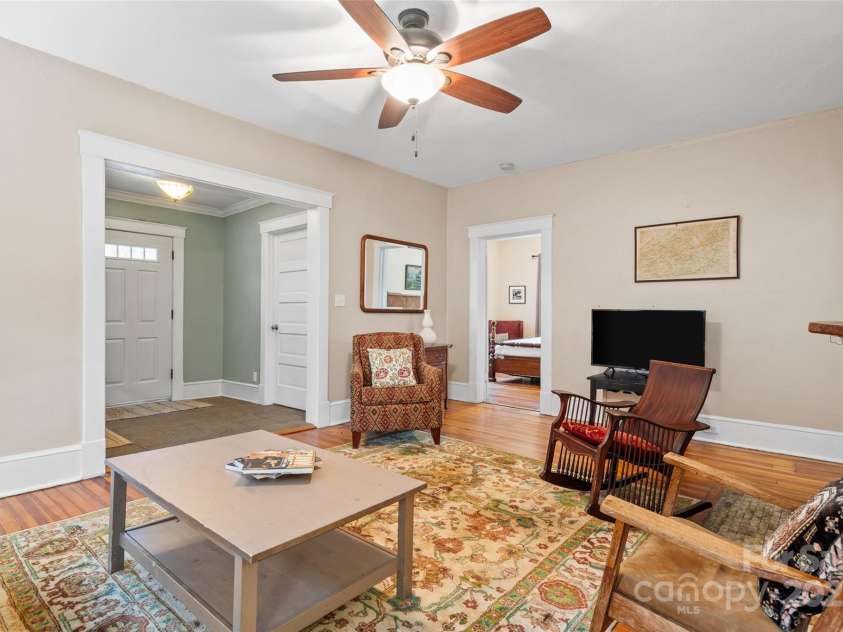 75 Cherry Street, Asheville, NC 28801.  MLS# CAR4231826, YatesRealty ID 248. 