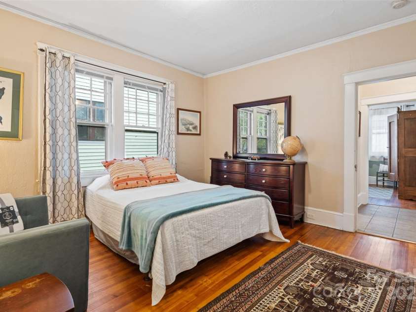 75 Cherry Street, Asheville, NC 28801.  MLS# CAR4231826, YatesRealty ID 248. 