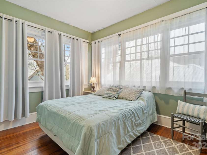 75 Cherry Street, Asheville, NC 28801.  MLS# CAR4231826, YatesRealty ID 248. 