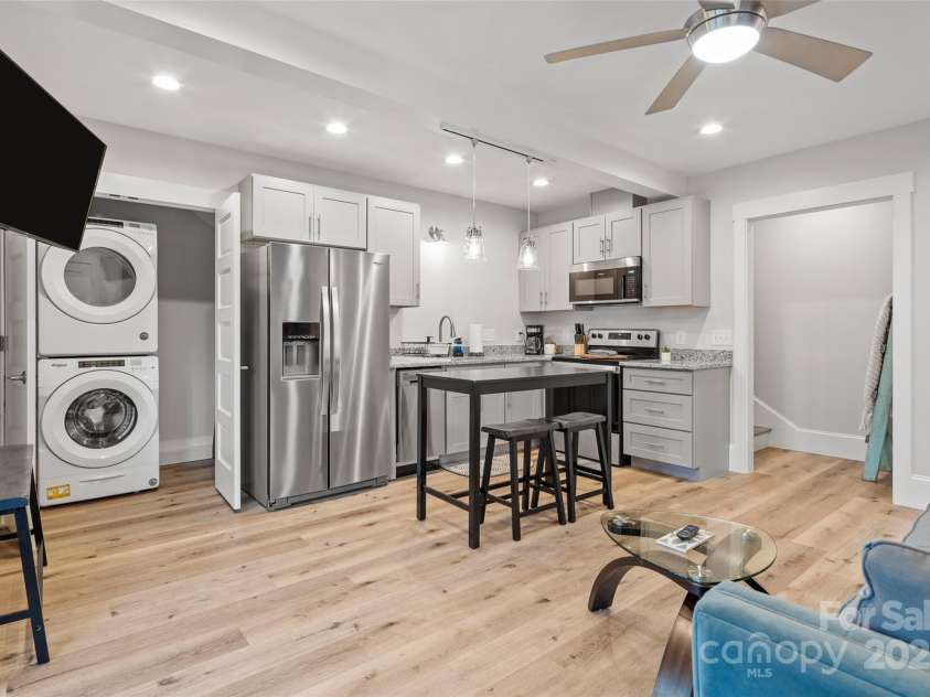 75 Cherry Street, Asheville, NC 28801.  MLS# CAR4231826, YatesRealty ID 248. 