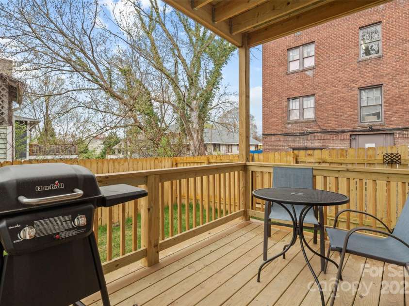 75 Cherry Street, Asheville, NC 28801.  MLS# CAR4231826, YatesRealty ID 248. 