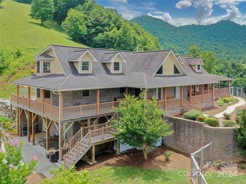 317 Camp Branch Road, Clyde, NC 28721.  MLS# CAR4198208, YatesRealty ID 2480. 