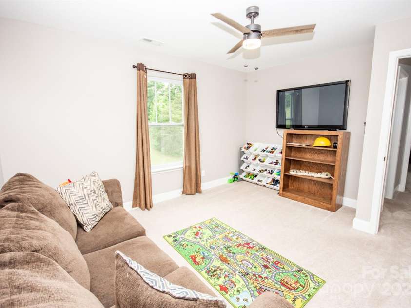 164 Vance Farm Drive, Statesville, NC 28625.  MLS# CAR4264659, YatesRealty ID 24800. Upper level office used as a den/play room