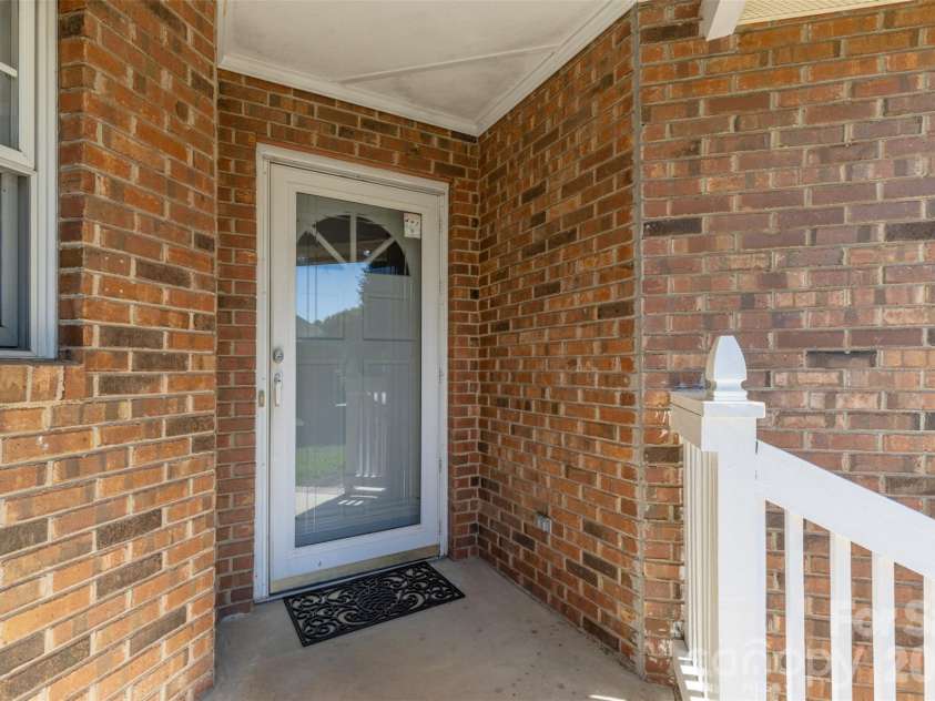 1843 Charter Drive, Rock Hill, SC 29732.  MLS# CAR4382370, YatesRealty ID 24800. 