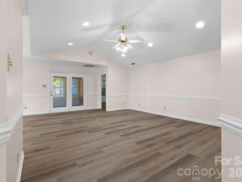 1843 Charter Drive, Rock Hill, SC 29732.  MLS# CAR4382370, YatesRealty ID 24800. 