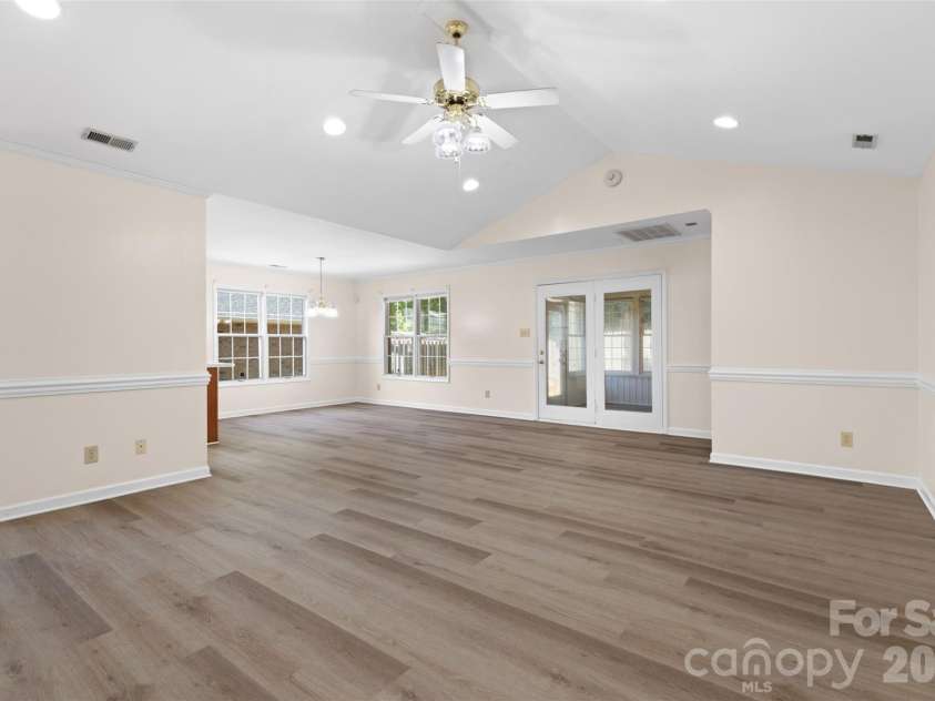 1843 Charter Drive, Rock Hill, SC 29732.  MLS# CAR4382370, YatesRealty ID 24800. 