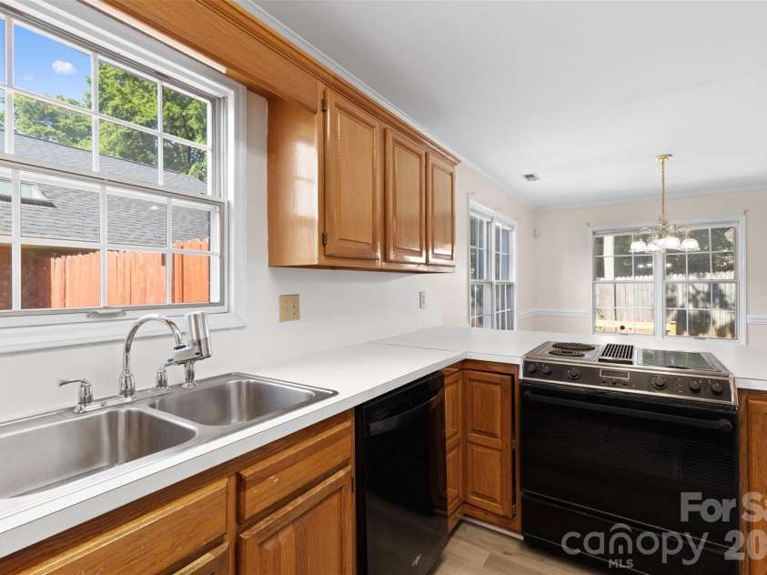 1843 Charter Drive, Rock Hill, SC 29732.  MLS# CAR4382370, YatesRealty ID 24800. 