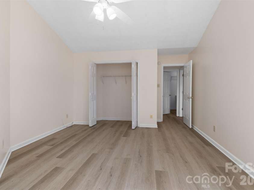 1843 Charter Drive, Rock Hill, SC 29732.  MLS# CAR4382370, YatesRealty ID 24800. 
