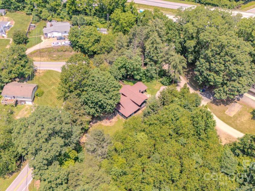 7 Bachelder Lane, Candler, NC 28715.  MLS# CAR4271857, YatesRealty ID 24801. 