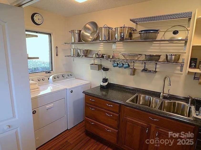 617 Norton Fork Road, Hot Springs, NC 28743.  MLS# CAR4274802, YatesRealty ID 24802. 