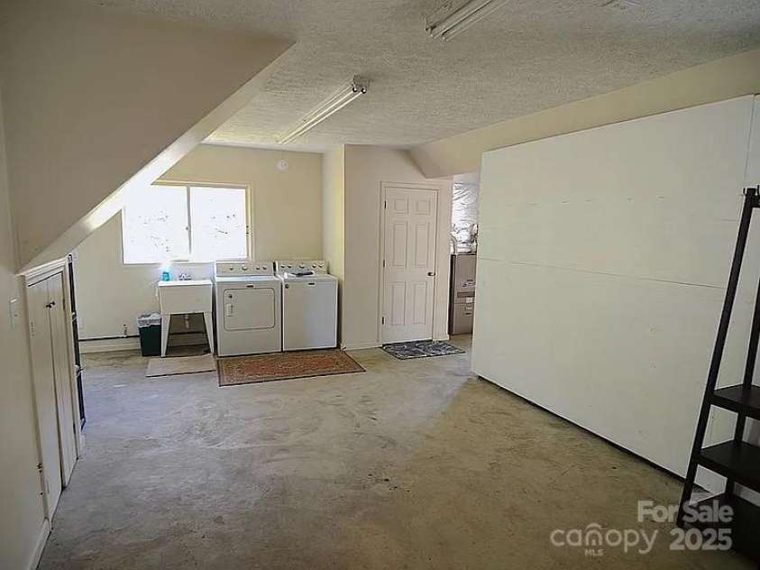 617 Norton Fork Road, Hot Springs, NC 28743.  MLS# CAR4274802, YatesRealty ID 24802. 