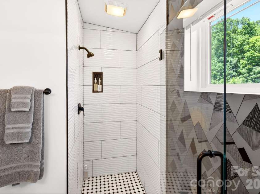 167 Commerce Street, Old Fort, NC 28762.  MLS# CAR4384526, YatesRealty ID 24803. Walk-In Shower