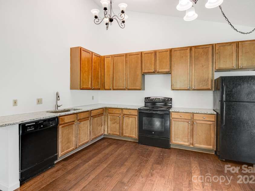 263 Shannons Walk, Lake Lure, NC 28746.  MLS# CAR4278822, YatesRealty ID 24803. 