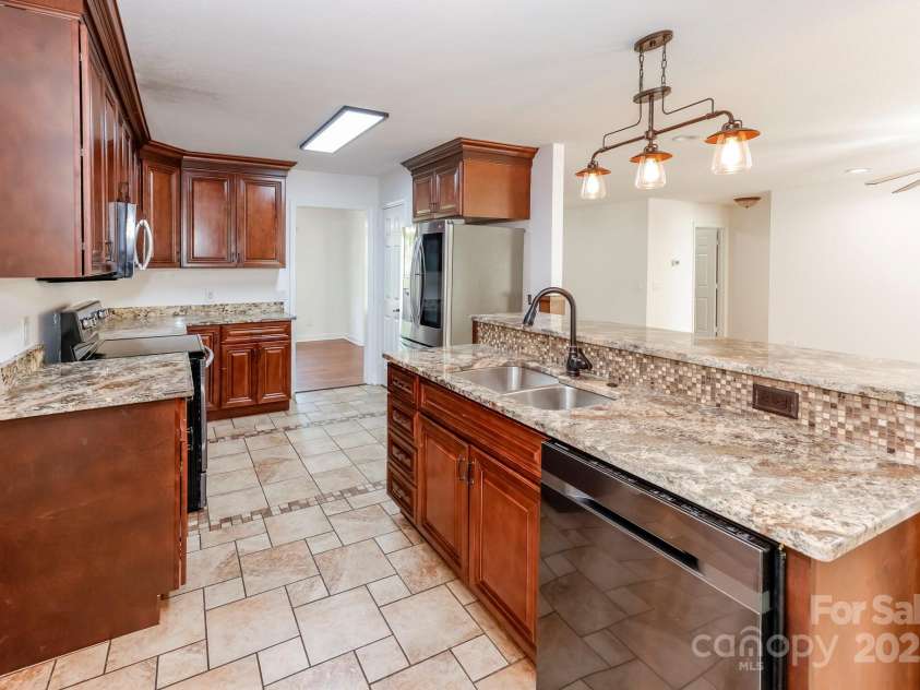 414 Bob Hardin Road, Rutherfordton, NC 28139.  MLS# CAR4279538, YatesRealty ID 24804. 