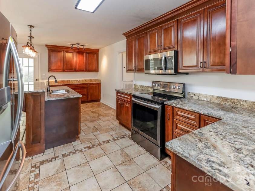 414 Bob Hardin Road, Rutherfordton, NC 28139.  MLS# CAR4279538, YatesRealty ID 24804. 