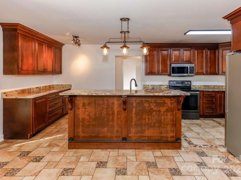 414 Bob Hardin Road, Rutherfordton, NC 28139.  MLS# CAR4279538, YatesRealty ID 24804. 