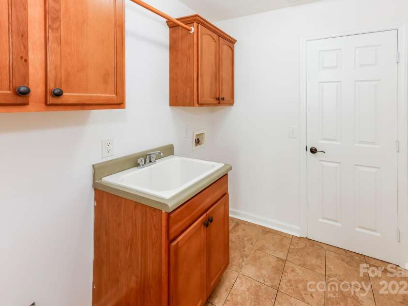 414 Bob Hardin Road, Rutherfordton, NC 28139.  MLS# CAR4279538, YatesRealty ID 24804. 