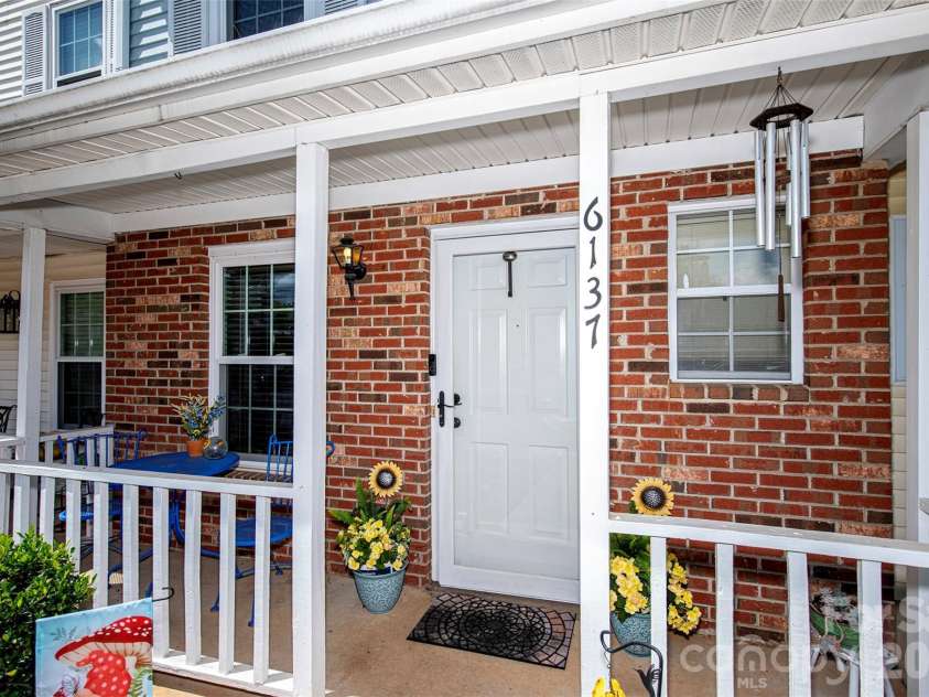 6137 Windsor Gate Lane, Charlotte, NC 28215.  MLS# CAR4379618, YatesRealty ID 24807. FRONT PORCH