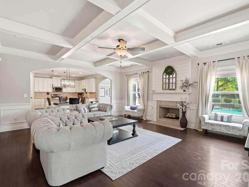 1711 Laurel Hill Drive, Waxhaw, NC 28173.  MLS# CAR4381544, YatesRealty ID 24808. 