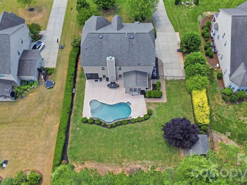 1711 Laurel Hill Drive, Waxhaw, NC 28173.  MLS# CAR4381544, YatesRealty ID 24808. 