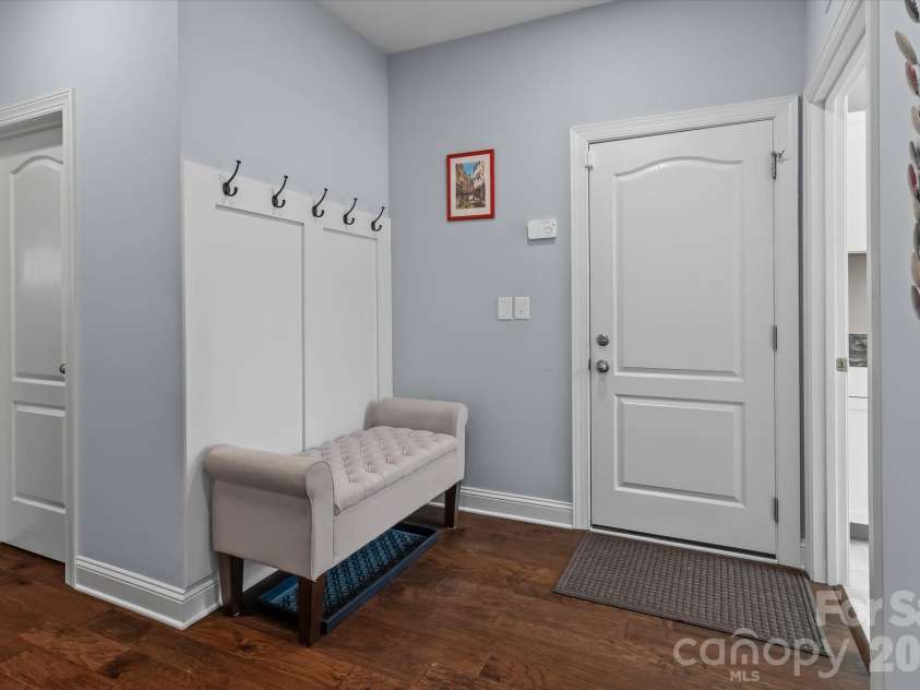 111 Abbeville Lane, Mooresville, NC 28117.  MLS# CAR4368339, YatesRealty ID 24809. Drop Zone