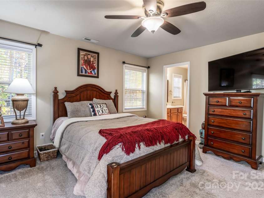 154 Presidential Drive, Waynesville, NC 28786.  MLS# CAR4316529, YatesRealty ID 2481. 