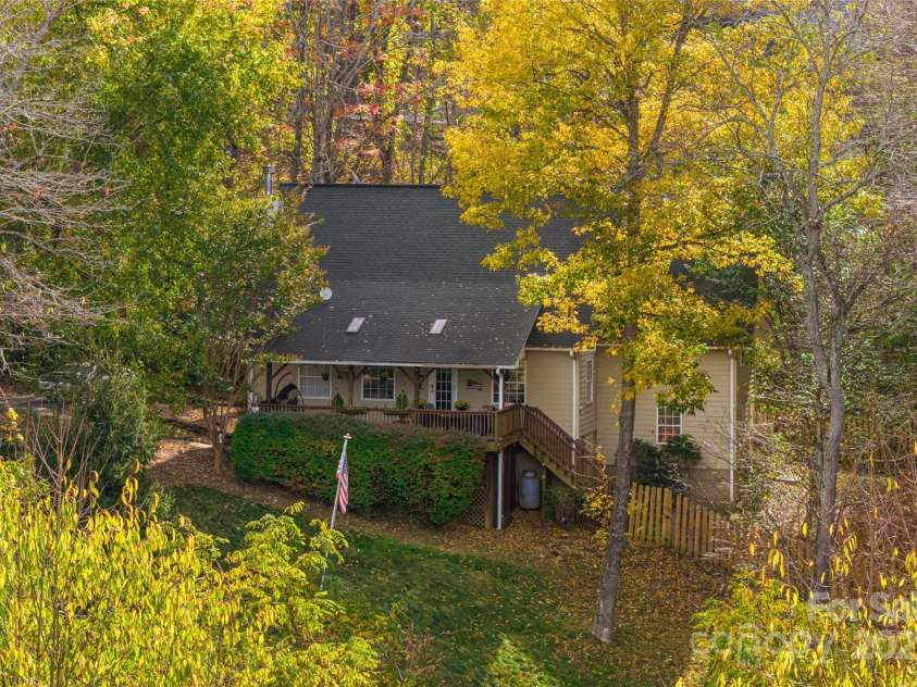 154 Presidential Drive, Waynesville, NC 28786.  MLS# CAR4316529, YatesRealty ID 2481. 