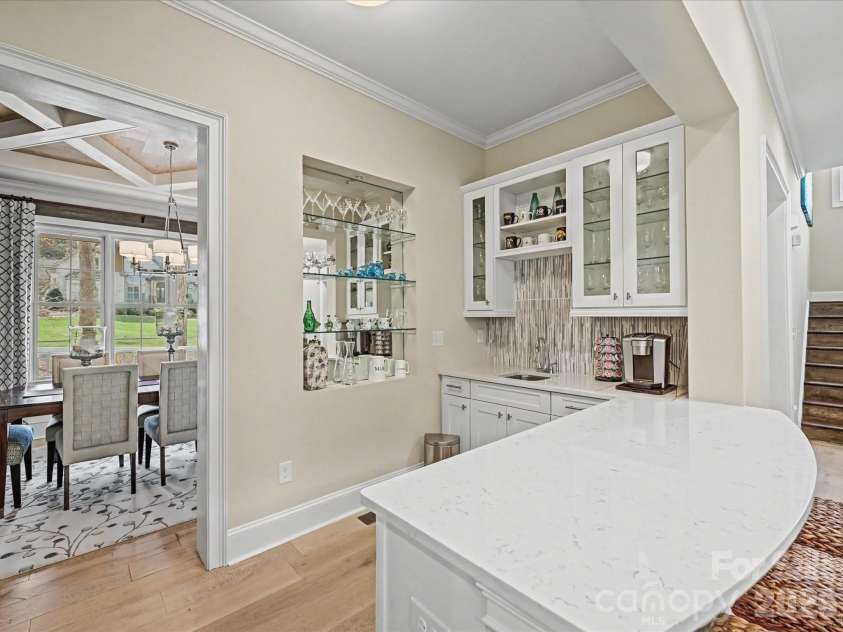 205 Pumpkin Seed Court, Matthews, NC 28104.  MLS# CAR4350087, YatesRealty ID 2481. Bar