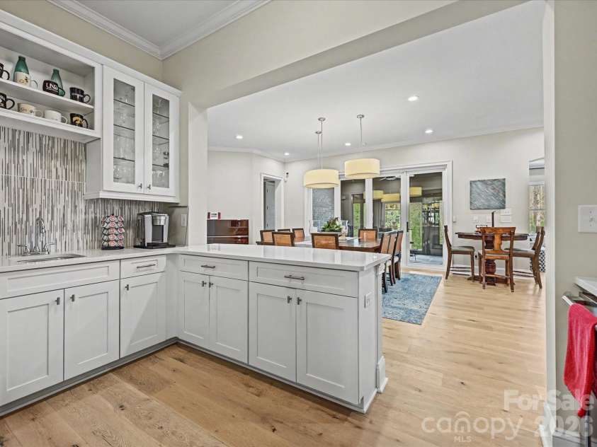 205 Pumpkin Seed Court, Matthews, NC 28104.  MLS# CAR4350087, YatesRealty ID 2481. Bar