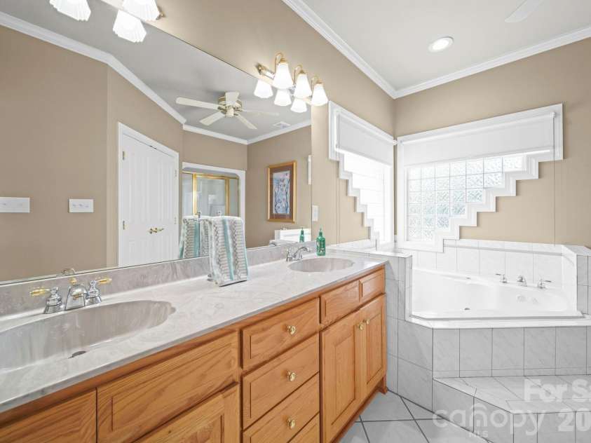 600 Ivah Lee Way, Monroe, NC 28110.  MLS# CAR4379635, YatesRealty ID 24810. 