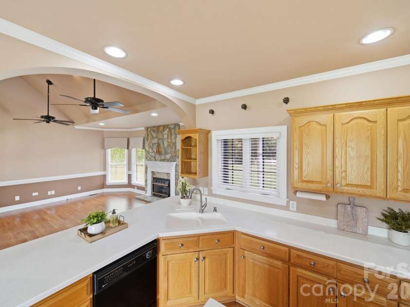 600 Ivah Lee Way, Monroe, NC 28110.  MLS# CAR4379635, YatesRealty ID 24810. 
