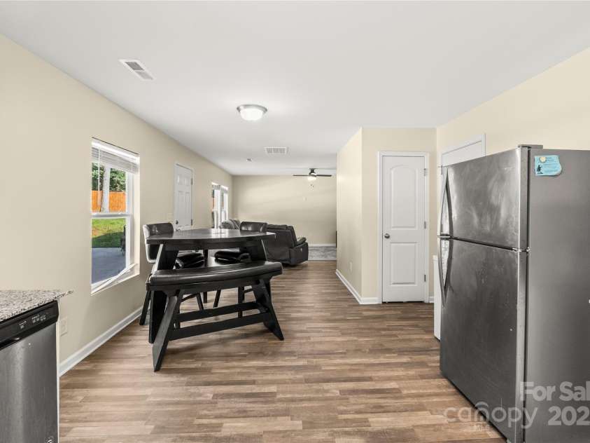 473 Wendover Drive, Salisbury, NC 28147.  MLS# CAR4271936, YatesRealty ID 24811. 
