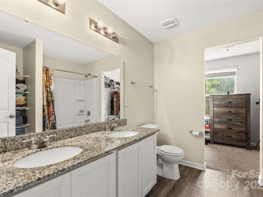 473 Wendover Drive, Salisbury, NC 28147.  MLS# CAR4271936, YatesRealty ID 24811. 