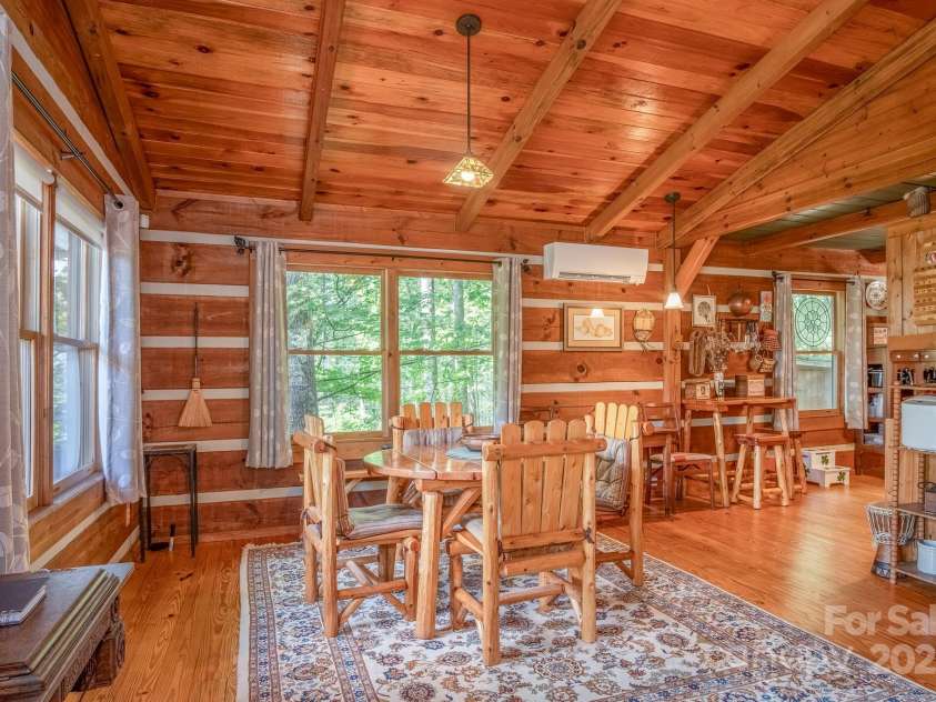 55 Bearwallow Road, Leicester, NC 28748.  MLS# CAR4278949, YatesRealty ID 24812. Dining