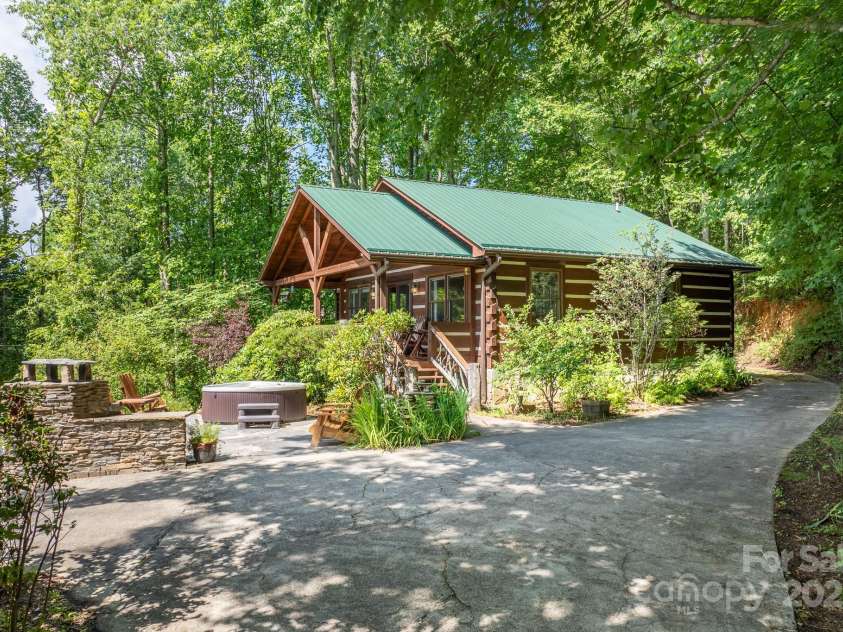 55 Bearwallow Road, Leicester, NC 28748.  MLS# CAR4278949, YatesRealty ID 24812. Exterior