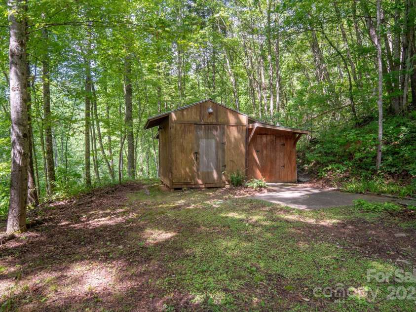 55 Bearwallow Road, Leicester, NC 28748.  MLS# CAR4278949, YatesRealty ID 24812. Storage Building